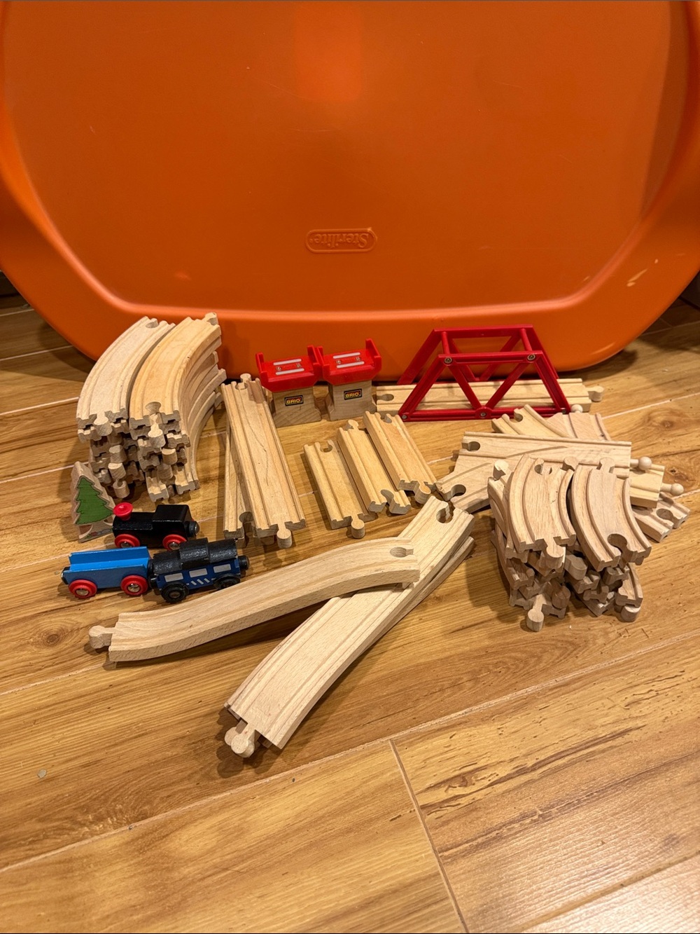 Brio Wooden Train Track Set with Red Bridge and Accessories - Kids Vehicles